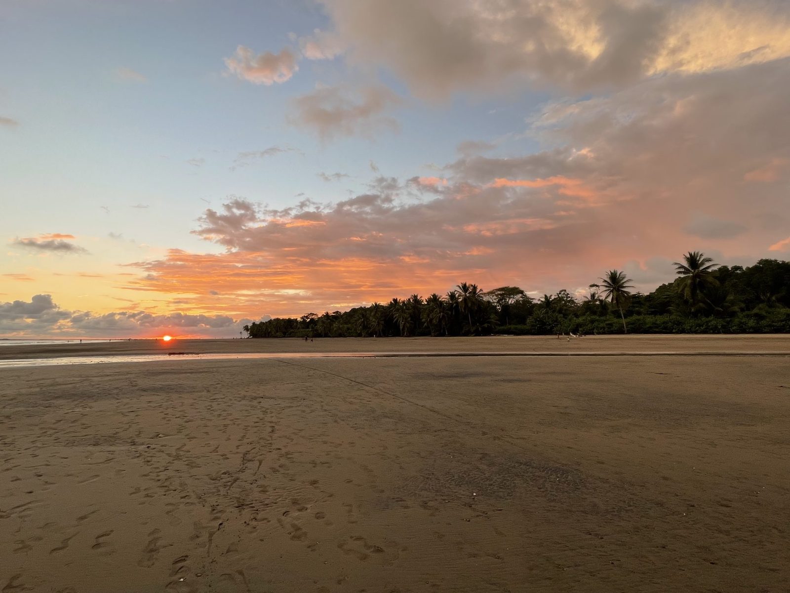 Playa Bahia Ballena, Costa Rica